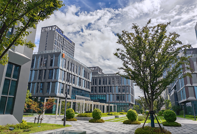 琼中工业地产投资新蓝海——新能源产业园区崛起